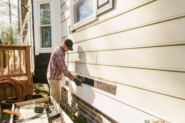 Trusted Storm Damage Siding Repair service in Point Harbor, NC - Creative Siding